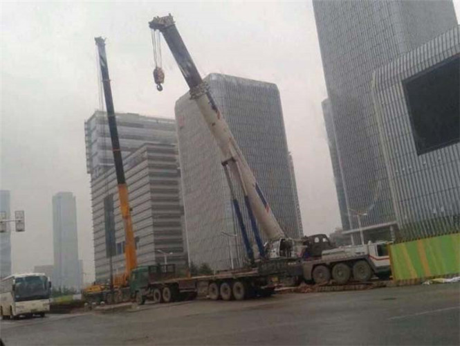 永嘉县25吨吊车能吊多重设备？